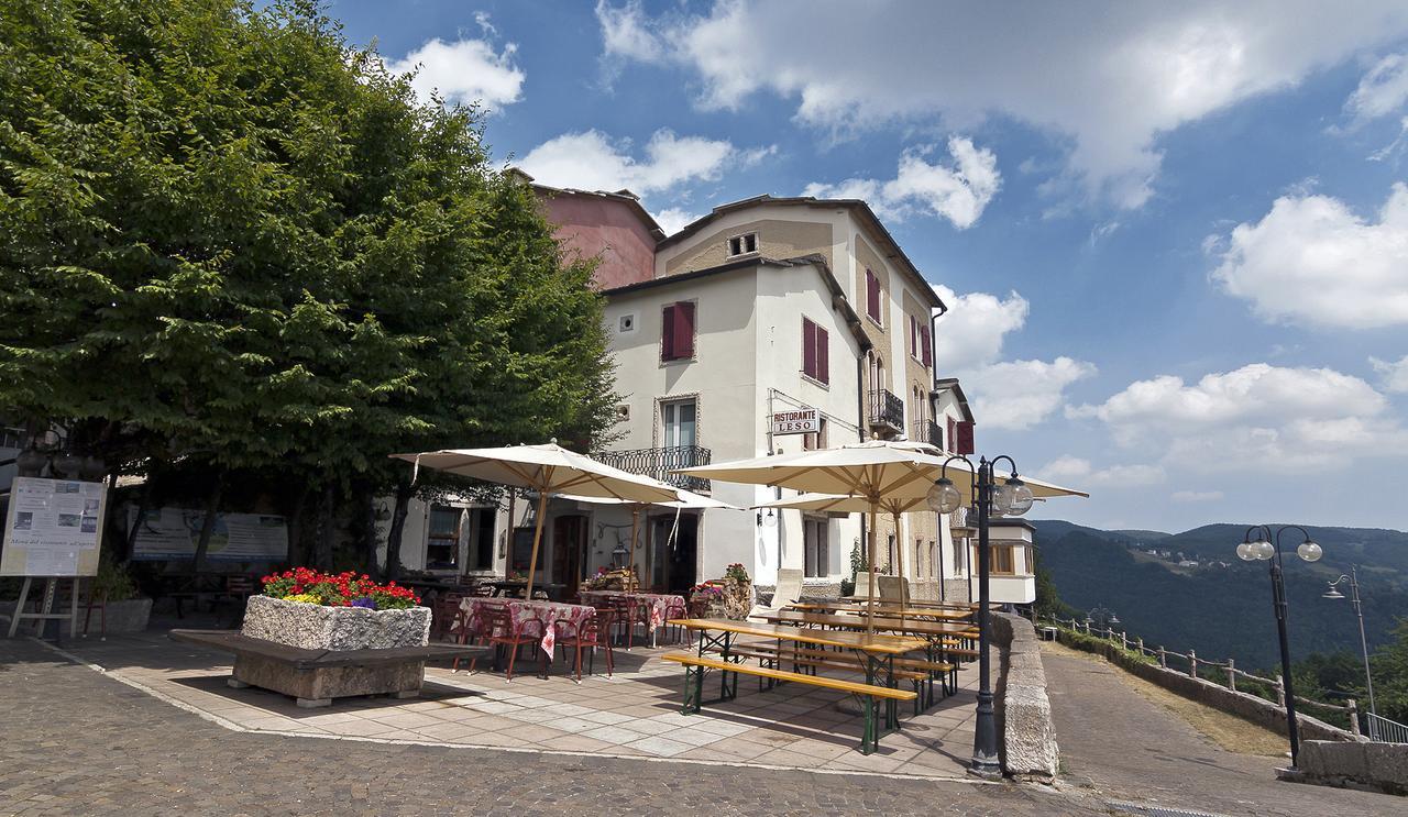 Albergo Ristorante Leso Боско-Кьезануова Экстерьер фото
