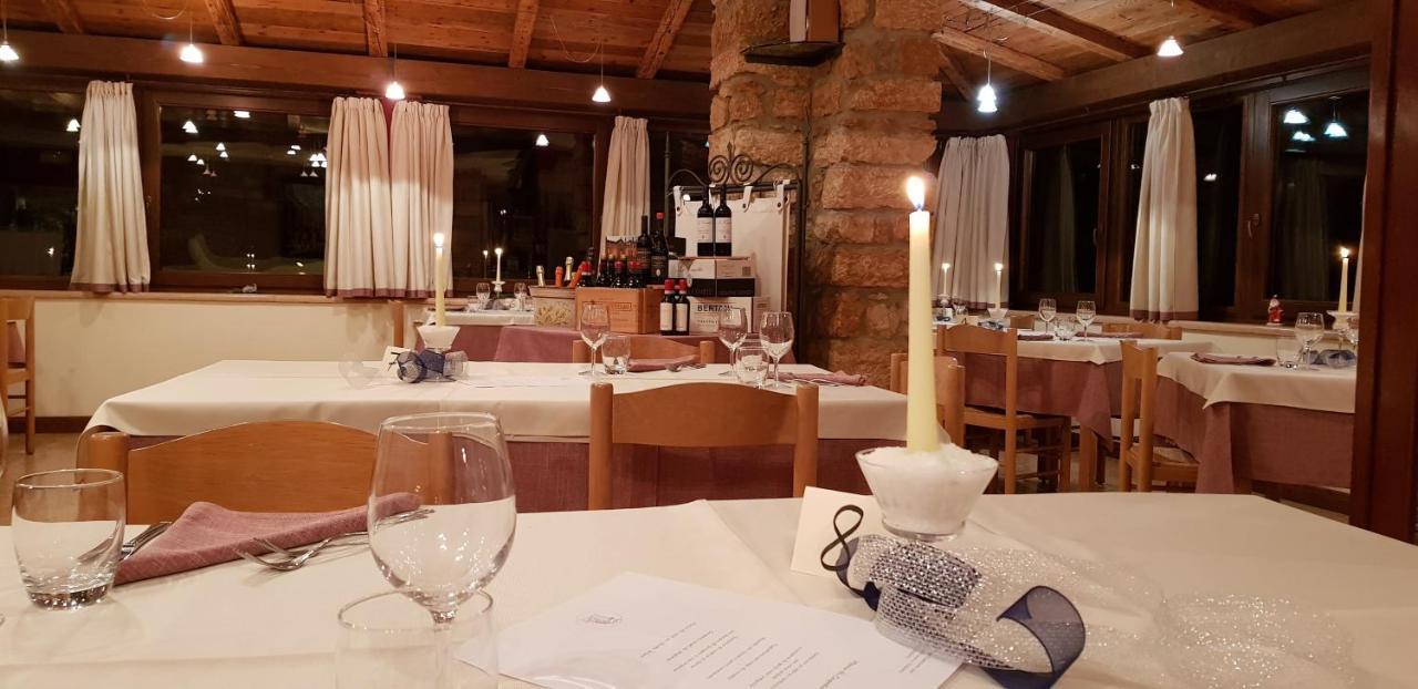 Albergo Ristorante Leso Боско-Кьезануова Экстерьер фото