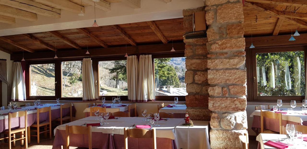 Albergo Ristorante Leso Боско-Кьезануова Экстерьер фото